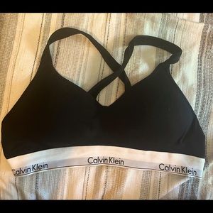 Calvin klein padded bra size xl black